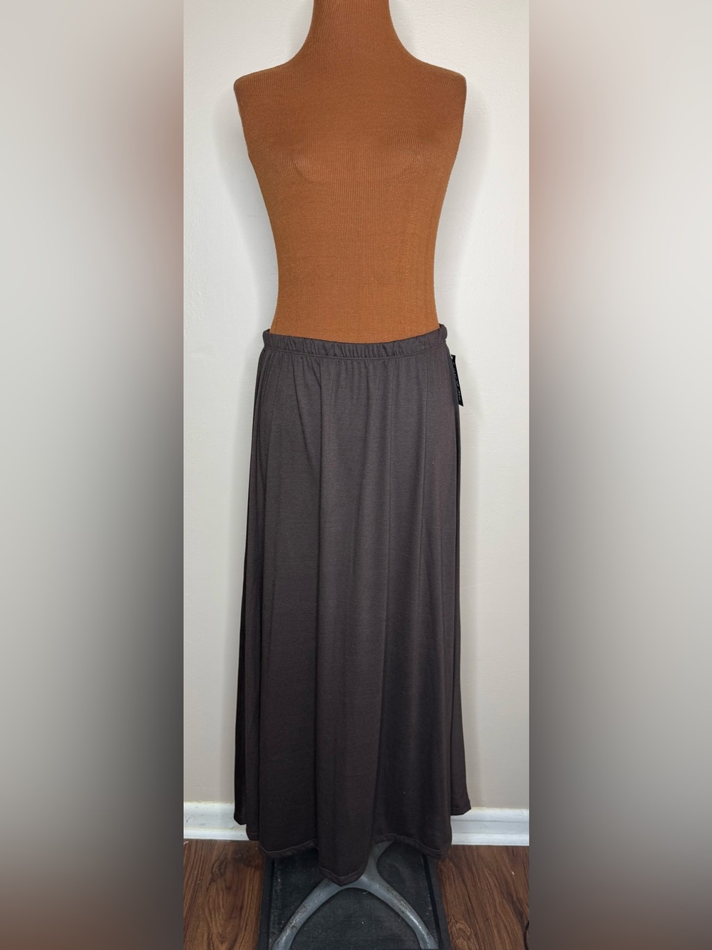 NWT Luv Me More Brown Jersey Maxi Skirt Pull-On Elastic Stretch Waist Size M